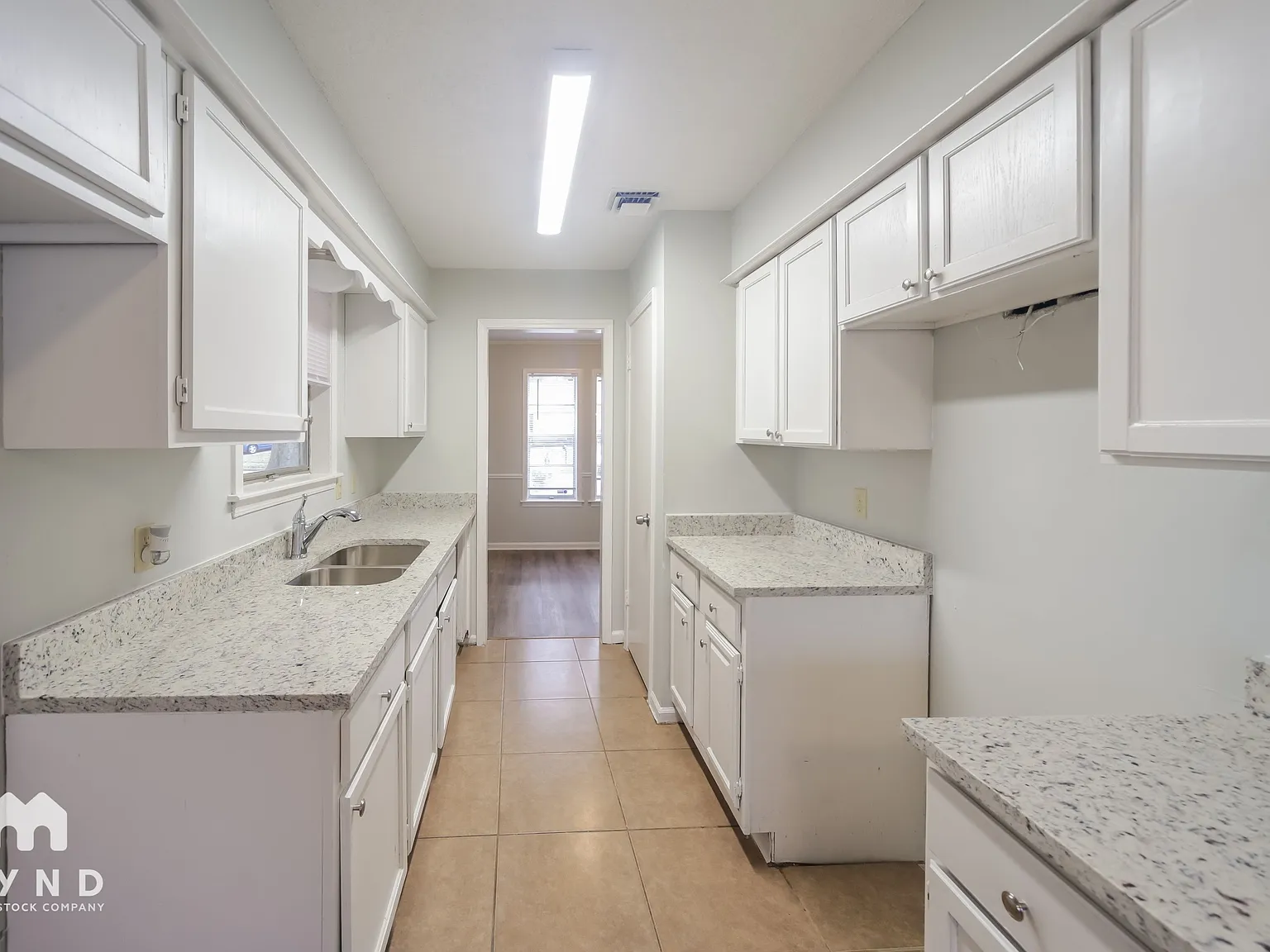3 bed, 2.5 bath, 1677 sqft, $1,535 — Photo 3