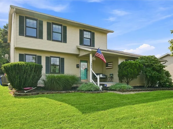 397 Lincoln Ave, Mars, PA 16046