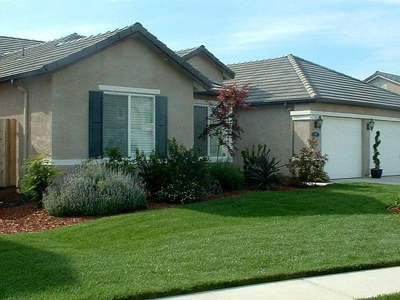 2nd image of 3619 N Leila Ct