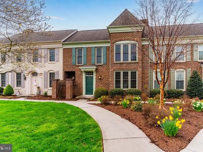 56 Devonshire Sq, Mechanicsburg, PA, 17050