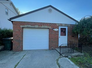 1236 Belrose Rd, Mayfield Heights, OH 44124