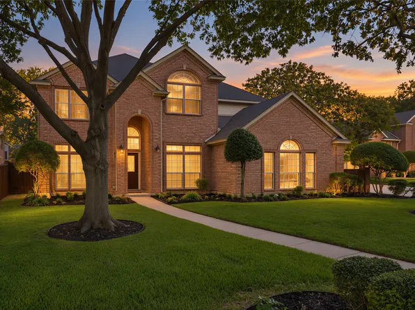 2221 Hidden Woods Ct, Arlington, TX 76006