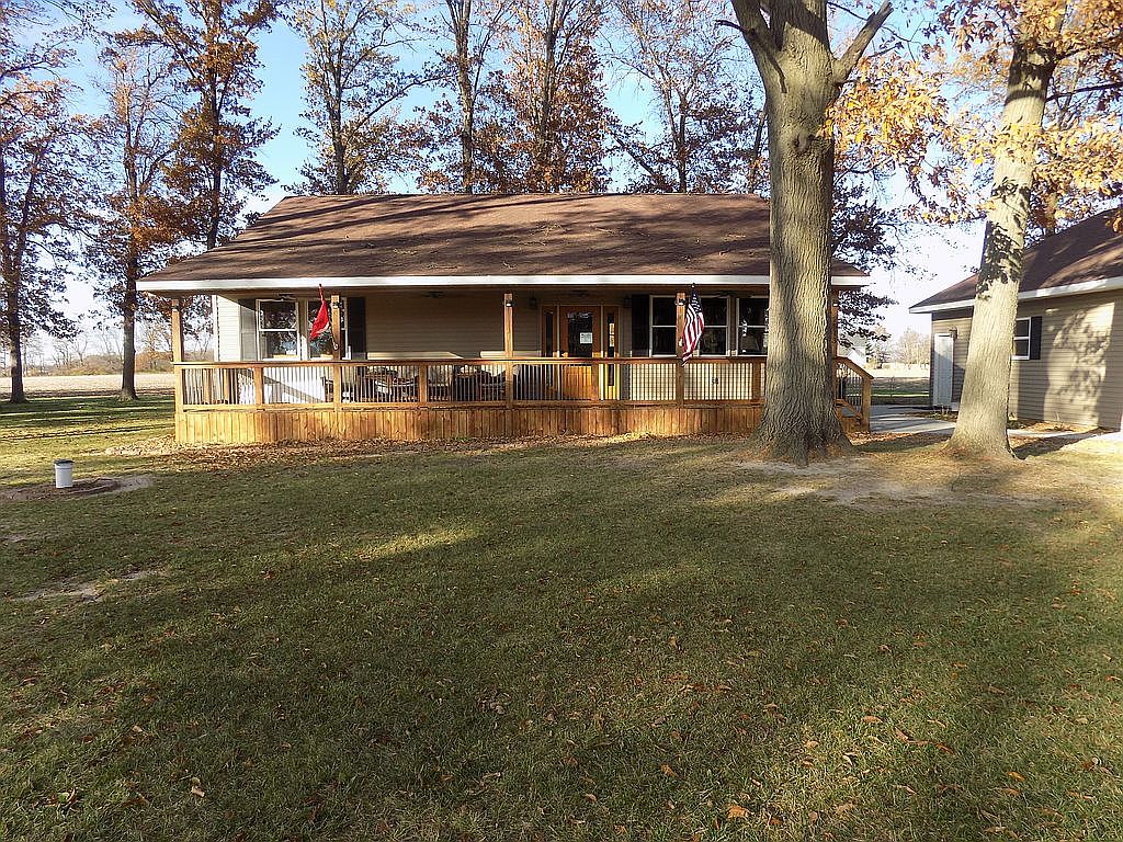 2513 N 800 East Rd, Moweaqua, IL 62550 | Zillow