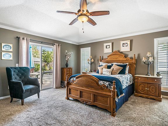 4th image of 1789 Grassington Way S