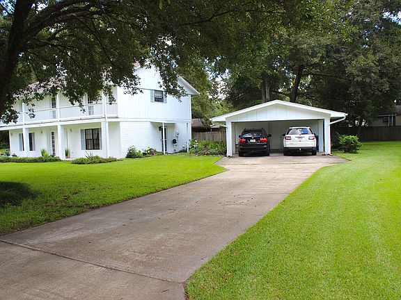 3rd image of 2603 Park Dr