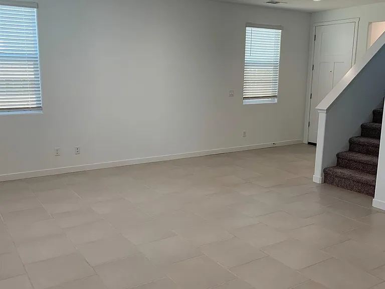 840 Corazon Ave — Photo 2