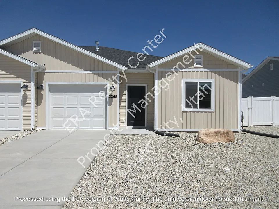 2258 N 550 W