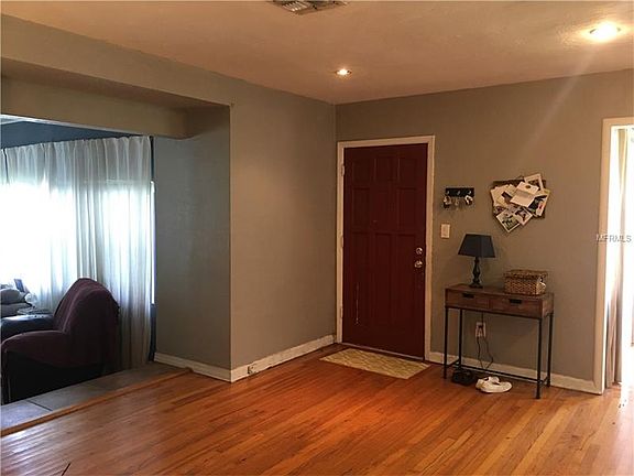 5th image of 457 Buckminster Cir