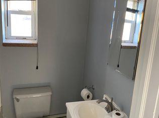 85 Powerhouse Rd, Roslyn Heights, NY 11577