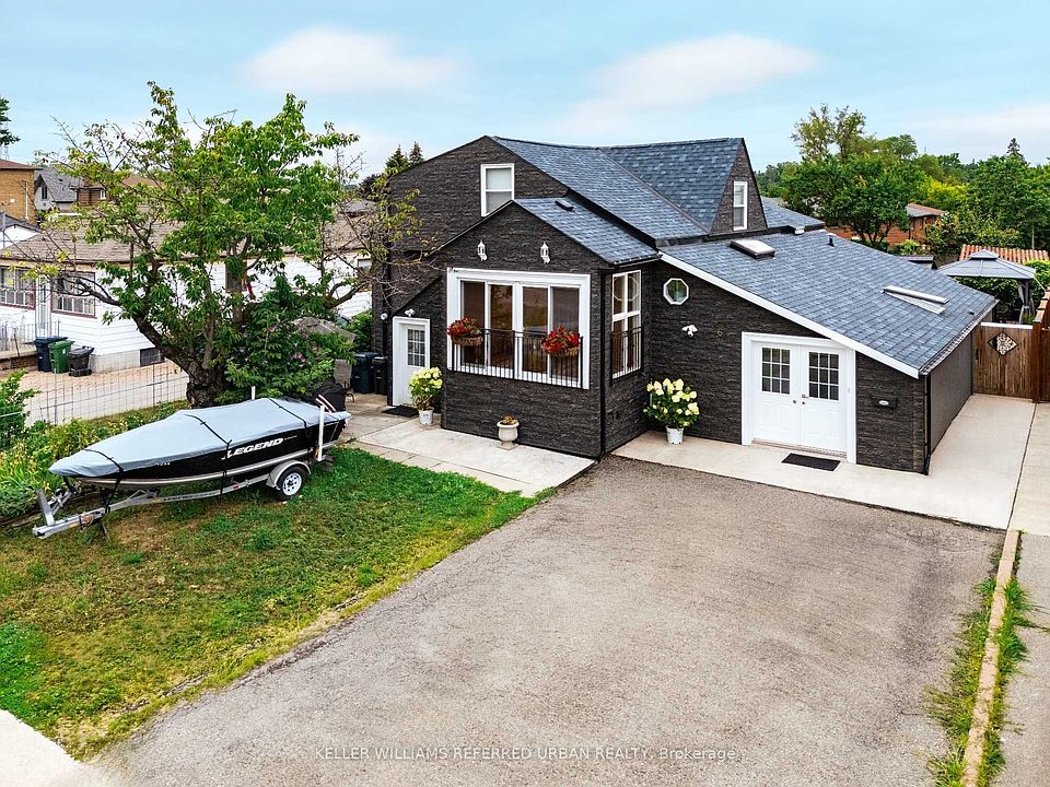 1st image of 6 Elmhurst Dr