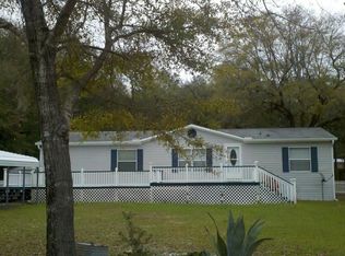 70 Hummingbird Ln, Freeport, FL 32439