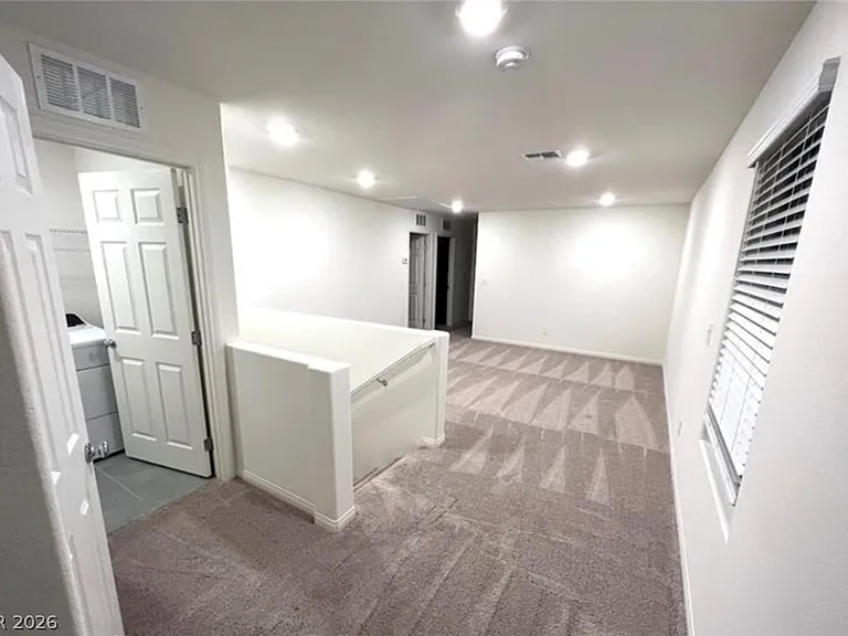 5728 Prima St — Photo 3