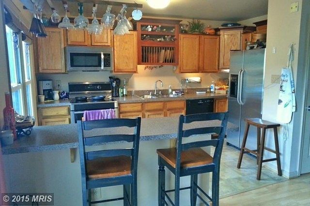1st image of 106 Castlebury Ct