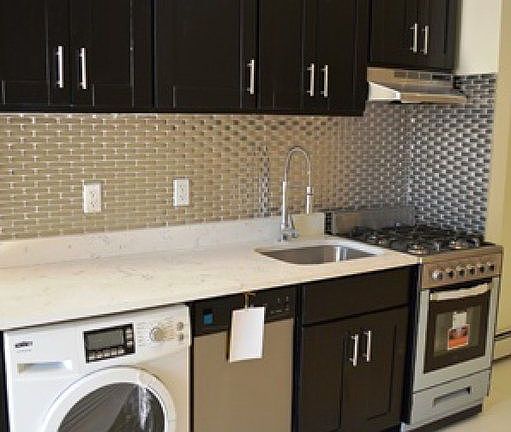 2nd image of 233 W 115th St APT 3B
