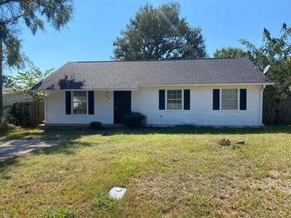 510 Brentwood Dr, Bullard, TX 75757