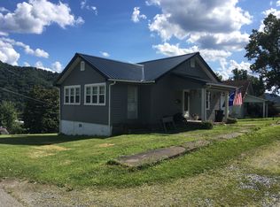 328 Wilson St, Madison, WV 25130