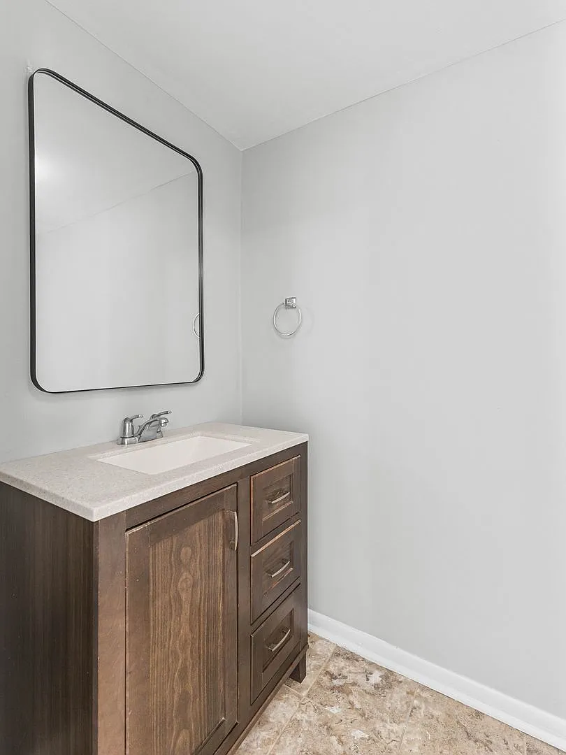 Charming 3BR/1.5BA Home with Updated Interiors & Welcoming Front Porch — Photo 4