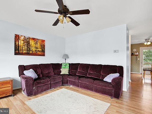 5th image of 43 E Cole Blvd