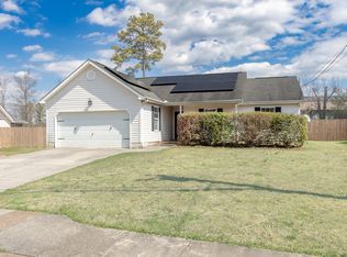 226 Colony Cir, Fort Oglethorpe, GA 30742