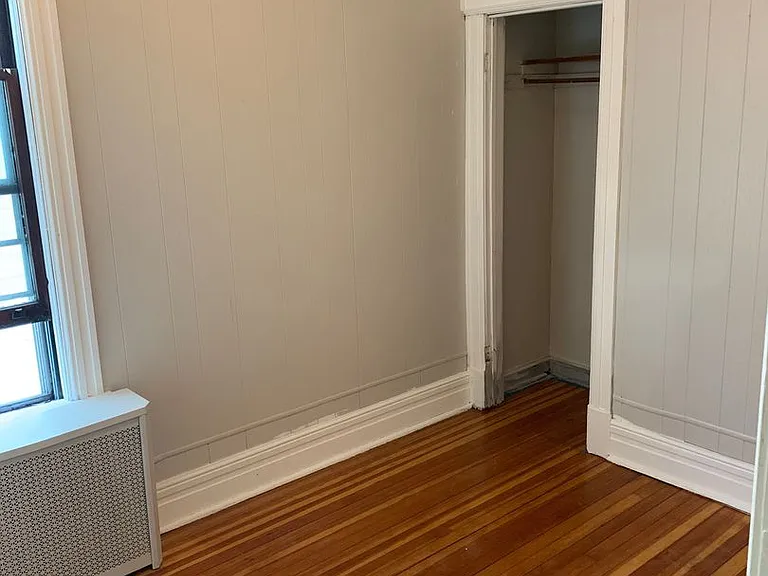 448 Yates St — Photo 7