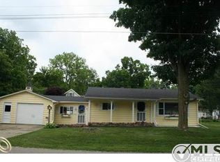 4696 Spring St, Hadley, MI 48440