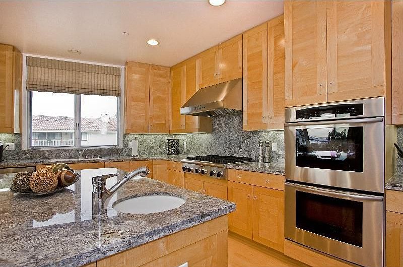 2nd image of 108 Avenue F