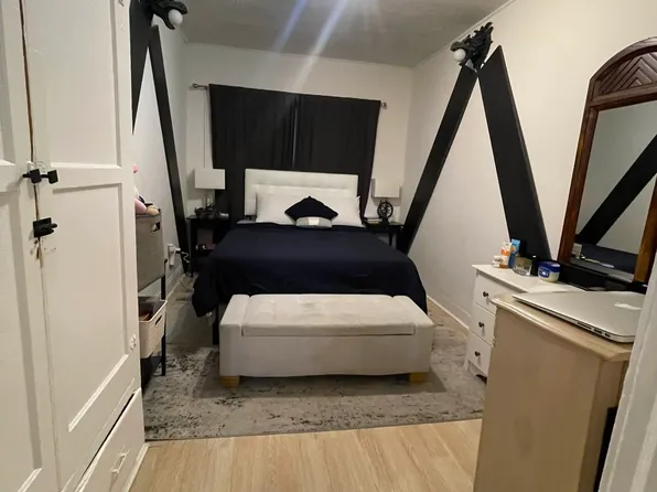 41-25 52nd Street image 29 of 54