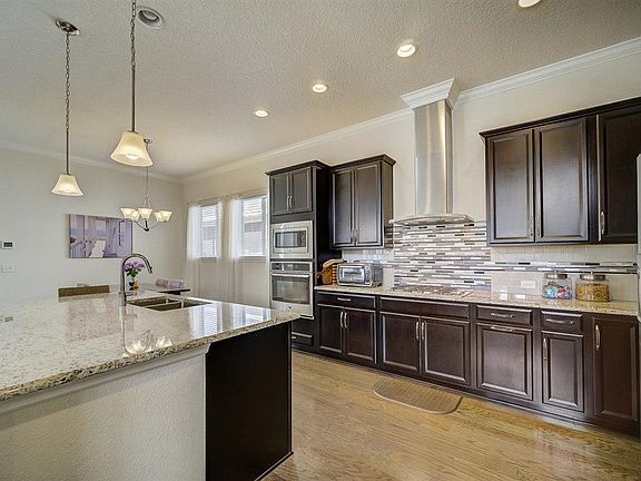 5th image of 81 Southern Oak Dr