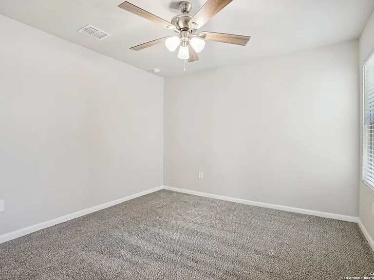 7019 Vista Loop — Photo 17