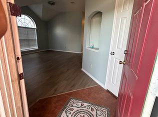 1116 Secretariat Dr, Grand Prairie, TX 75052