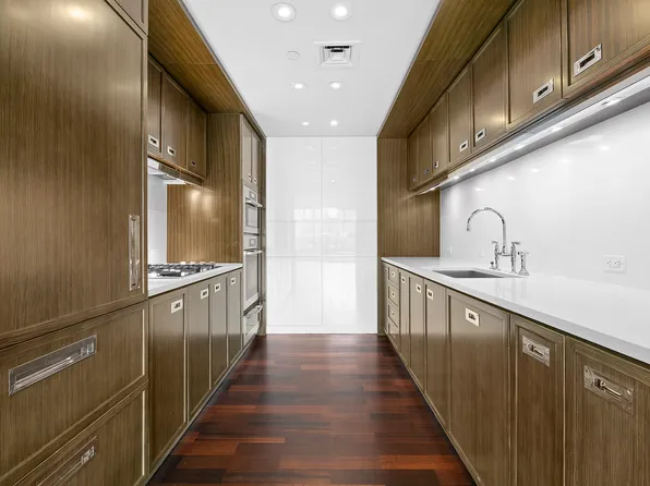 151 East 85th Street image 6 of 9