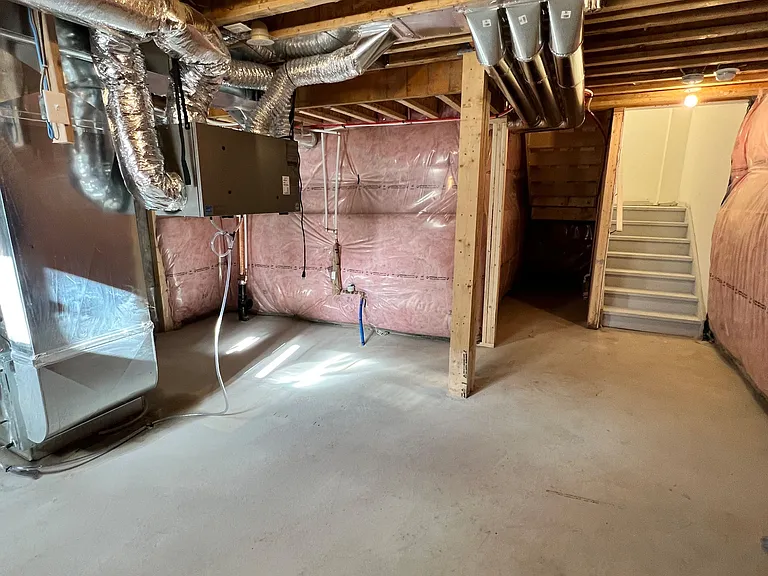763 Stanstead Path — Photo 32