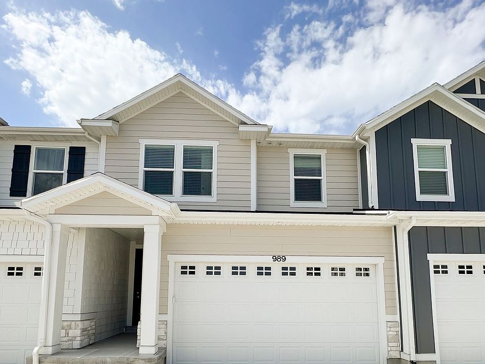 1st image of 989 Coral Charm Way