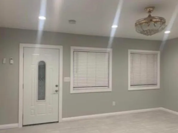 (undisclosed Address), Long Beach, CA 90810