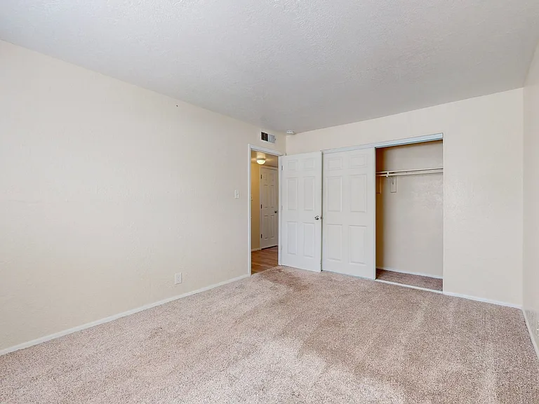 8000 Grand Avenue NE — Photo 11