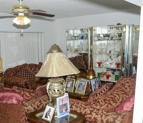 4th image of 702 Maplewood Dr