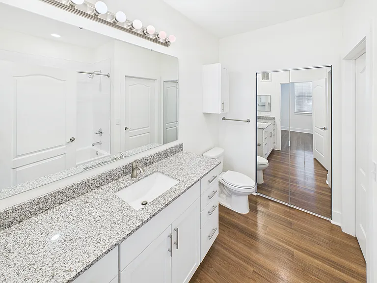 525 Quinn Ln #17-103 — Photo 5