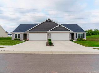 5218 Pigeon Creek Ct, Fort Wayne, IN 46825