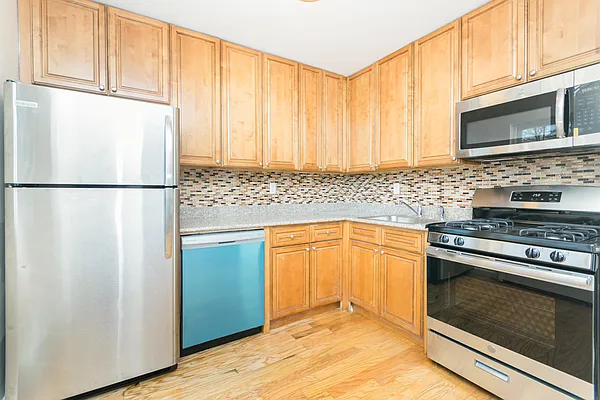 Rented by EXIT Realty Premium | media 20