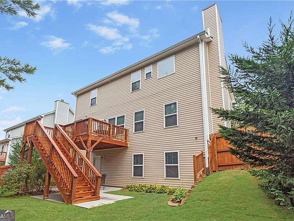 2nd image of 144 Fieldcrest Dr