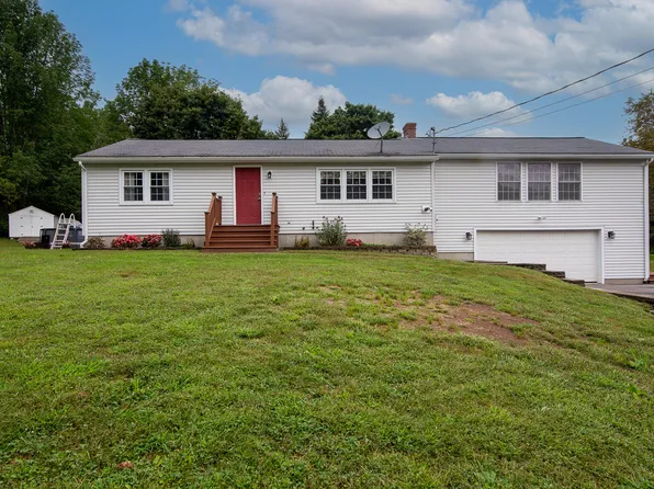 18 Emery Circle, Buxton, ME 04093