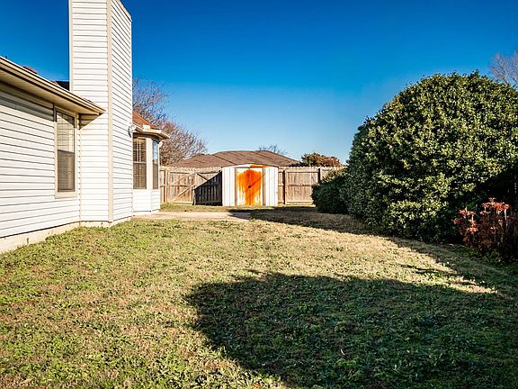 5th image of 12270 Maryland Pl