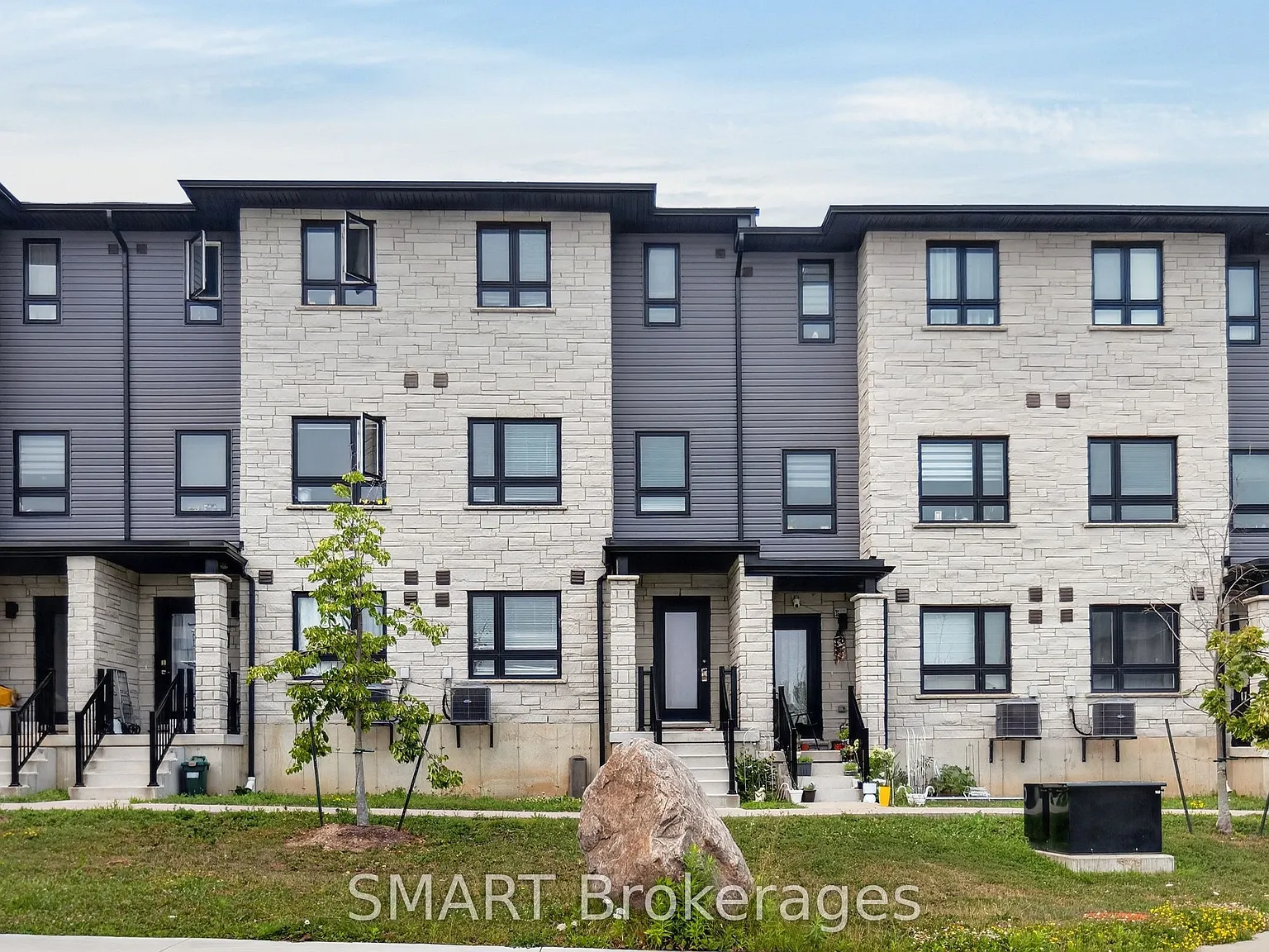4 bed, $2,750 — Photo 3