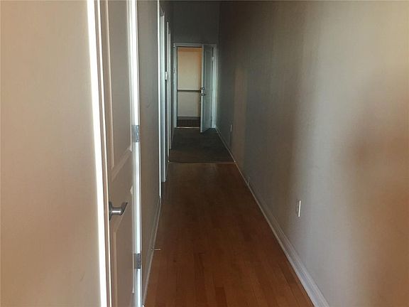 4th image of 350 N Meridian St Unit 407