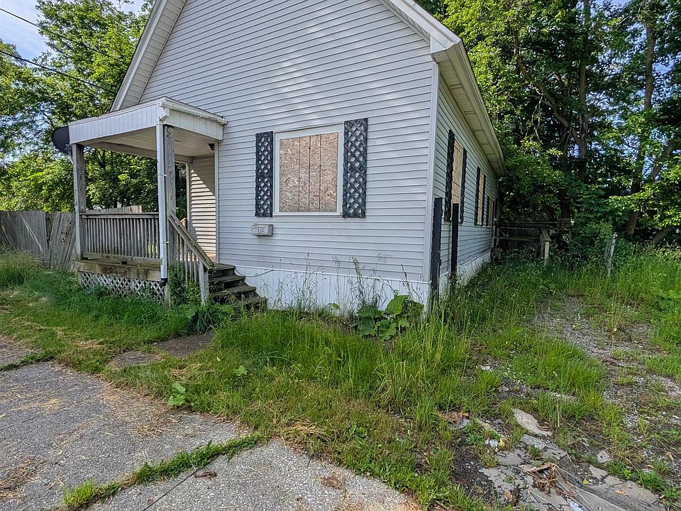 1st image of 710 Holden St