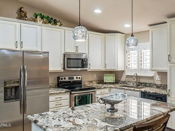 4th image of 10823 W CALLE DEL SOL --