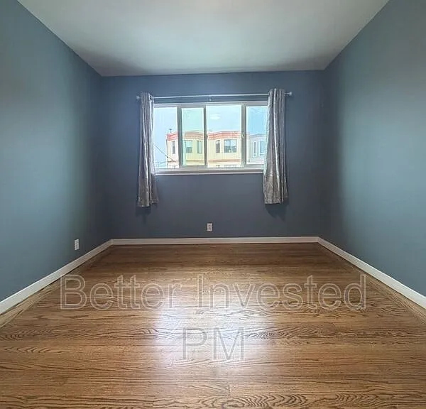 2400 39th Ave #5 — Photo 10