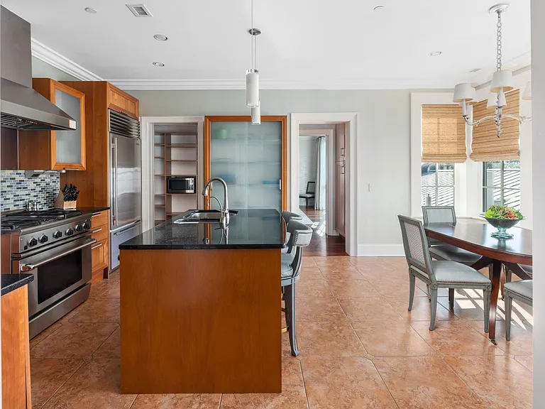 5 Middle Atlantic Wharf #3B — Photo 17