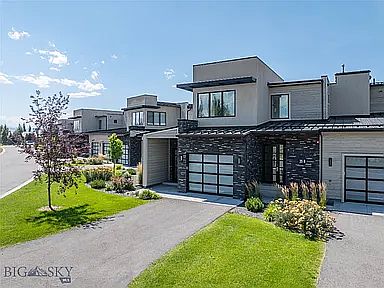 3rd image of 25 Duckhorn Ln Unit A
