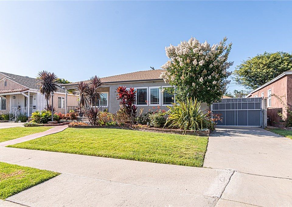 2nd image of 4840 W 123rd St